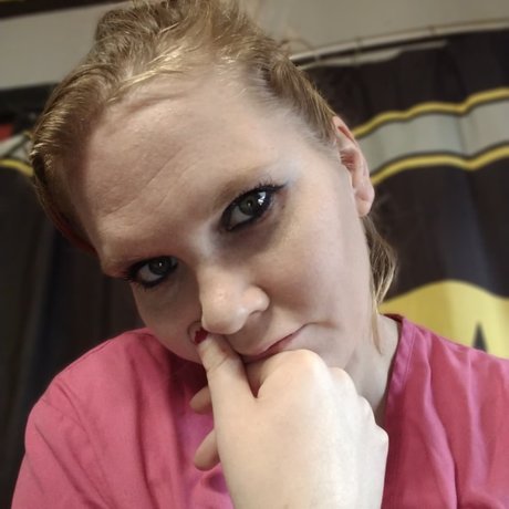 Naakte gelekte OnlyFans-foto van Luna Wolf