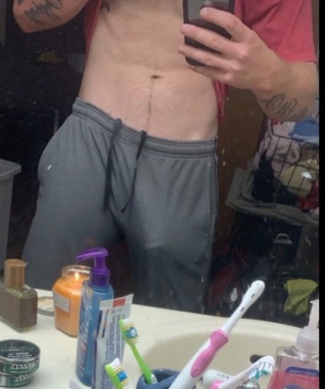 Naakte gelekte OnlyFans-foto van Mrnaughty0731