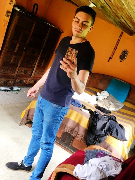 Naakte gelekte OnlyFans-foto van Nicolas