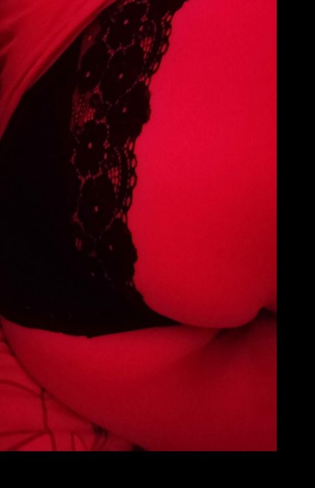 Naakte gelekte OnlyFans-foto van Nerea