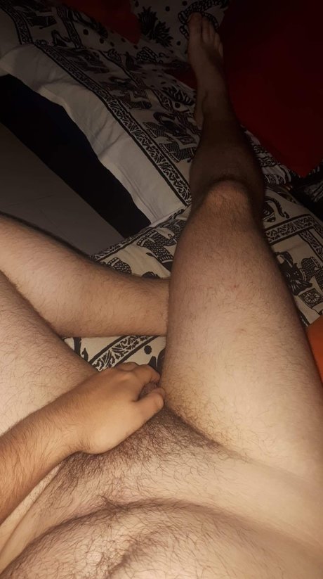 Naakte gelekte OnlyFans-foto van Jp