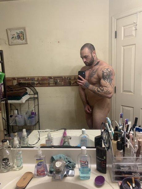Naakte gelekte OnlyFans-foto van Nateflexxnchill
