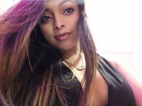 Naakte gelekte OnlyFans-foto van Erika Daniela