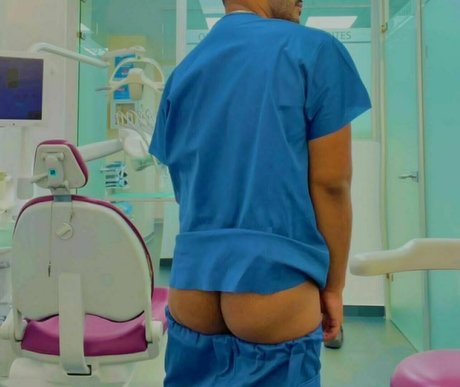 Naakte gelekte OnlyFans-foto van Kingtylor