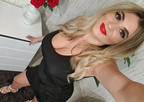 Naakte gelekte OnlyFans-foto van Xxsecretdesirexx