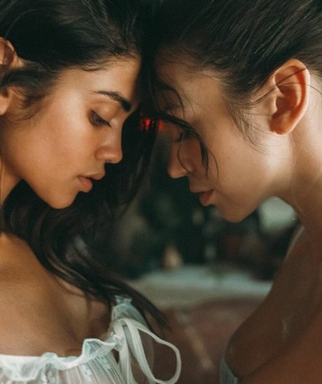 Naakte gelekte OnlyFans-foto van Arianny Negron
