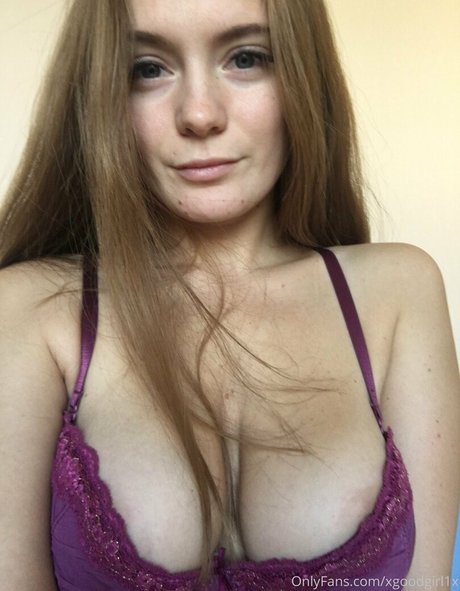 Naakte gelekte OnlyFans-foto van Xgoodgirl1x