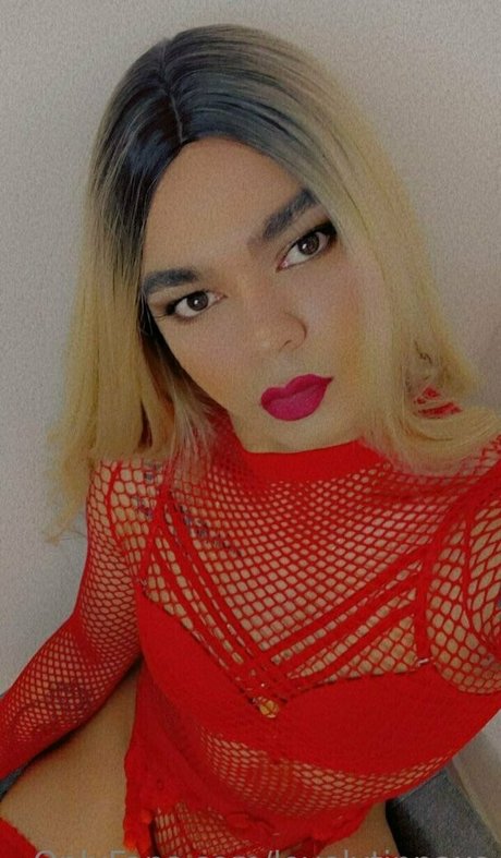 Lovelytinnaxo