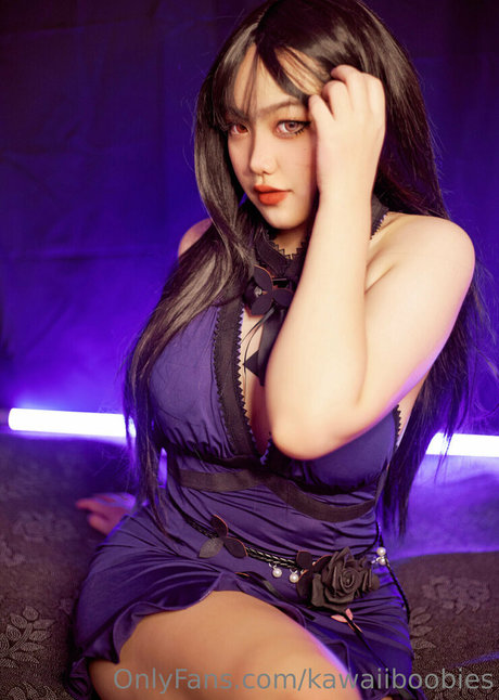 Naakte gelekte OnlyFans-foto van Annahitomi