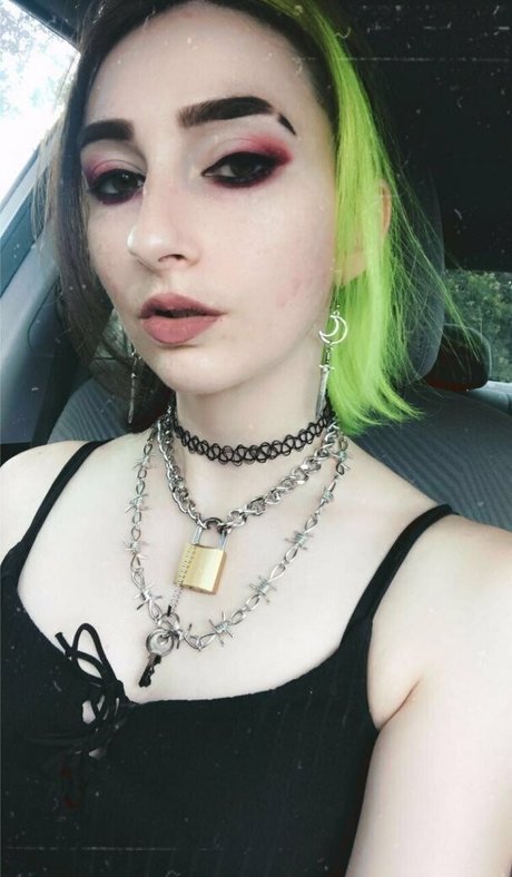 Deviouslilwolf