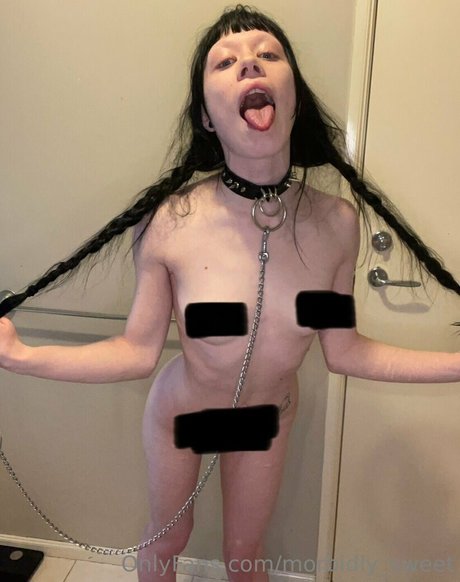 Naakte gelekte OnlyFans-foto van Morbidlysweet
