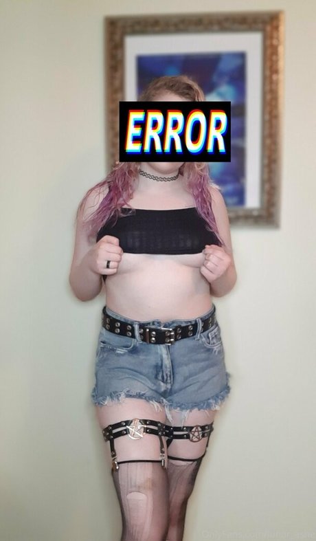 Naakte gelekte OnlyFans-foto van Lunarashe
