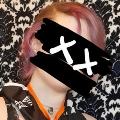 Naakte gelekte OnlyFans-foto van Lunarashe