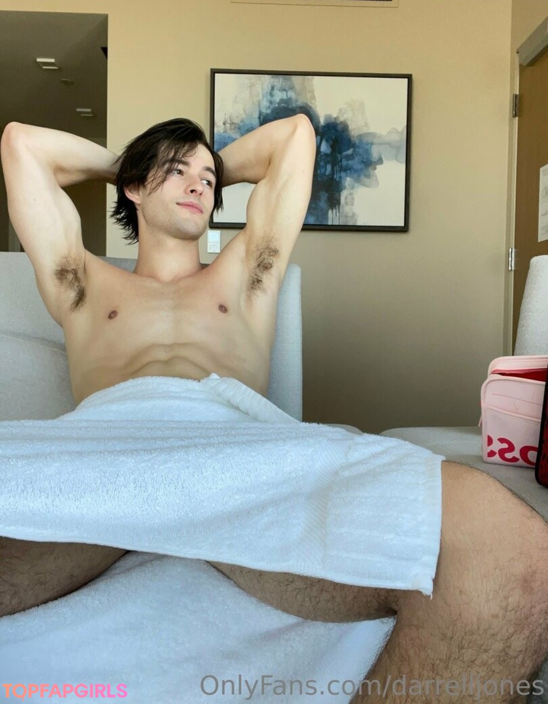 Naakte gelekte OnlyFans-foto van Darrelljones #2 Naakte gelekte OnlyFans-foto van Darrelljones #2