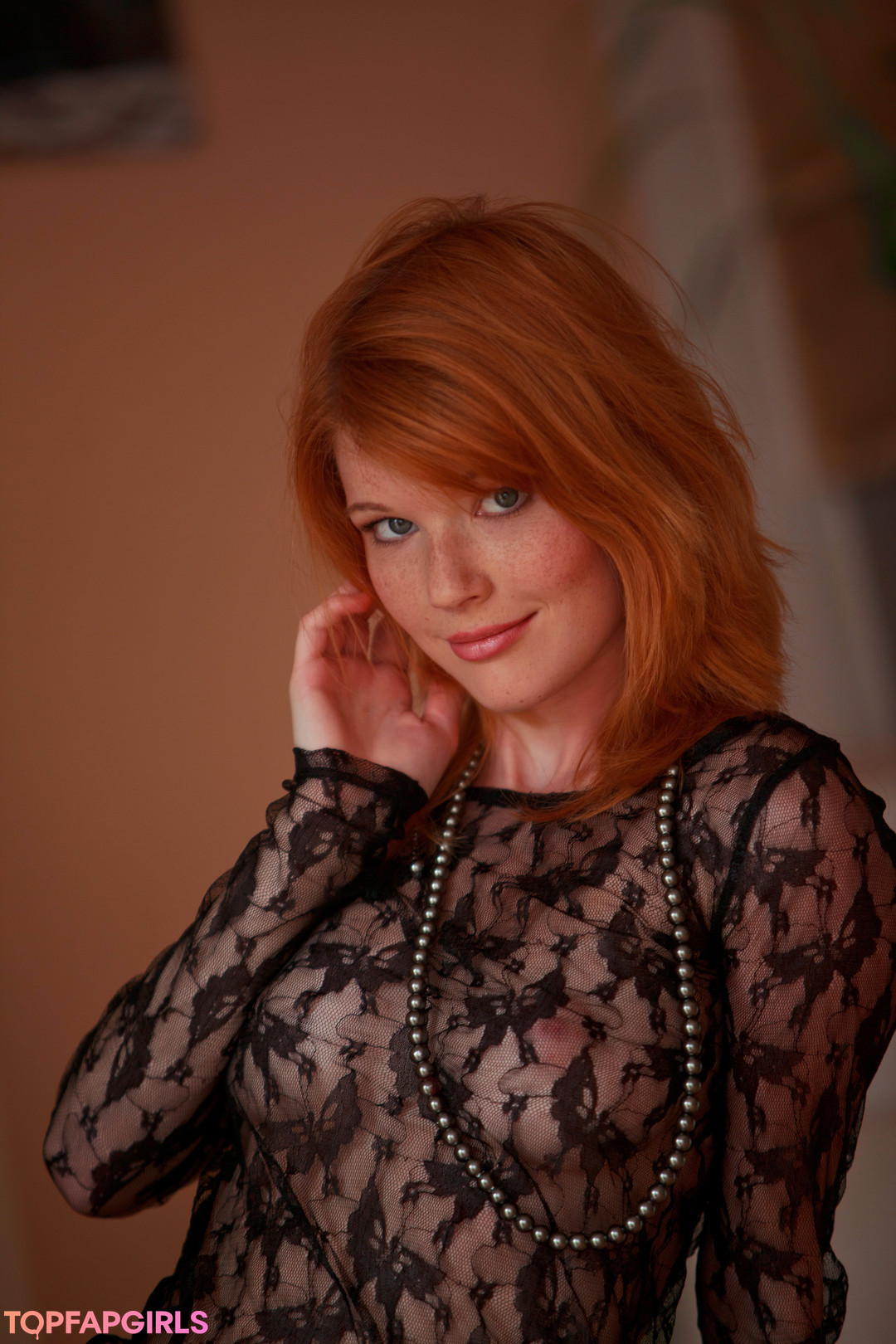 Naakte gelekte OnlyFans-foto van Mia Sollis #1405