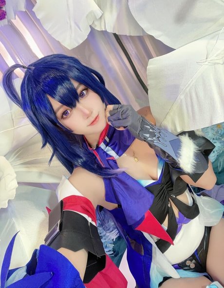 Arisa Cosplay