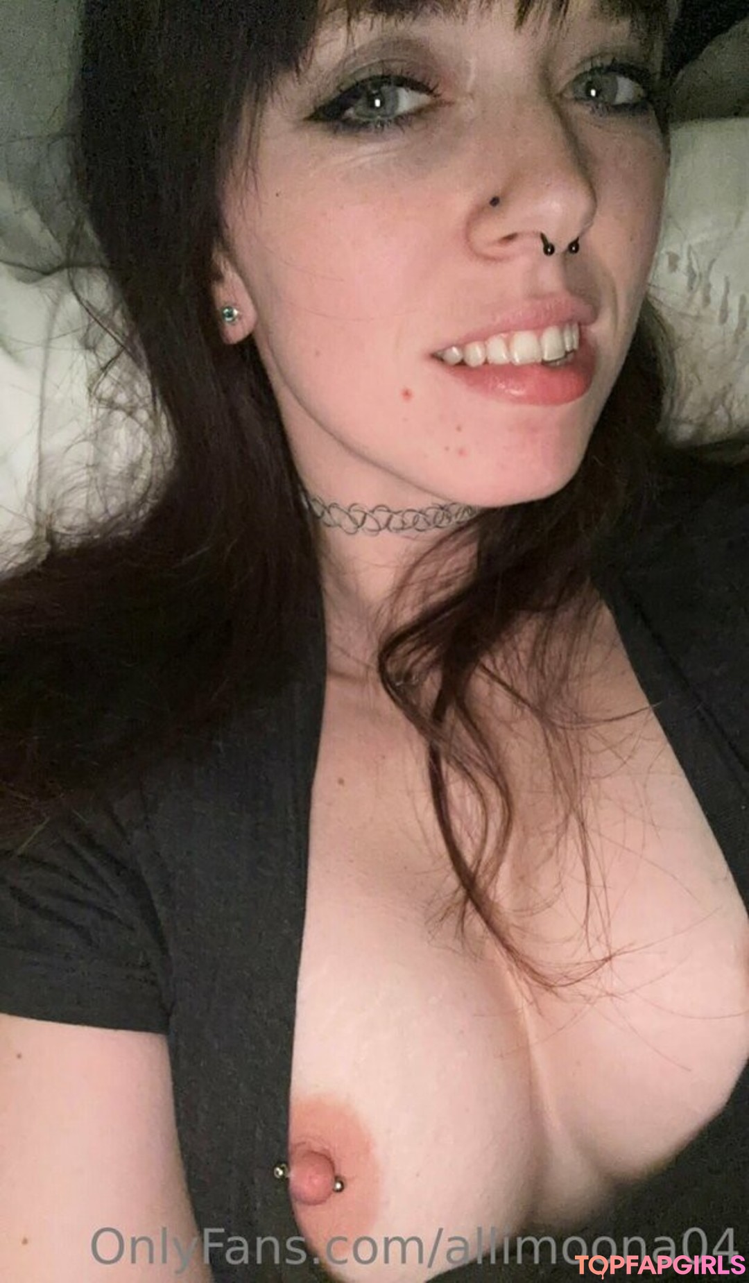 Naakte gelekte OnlyFans-foto van Allimoona04 #103 Naakte gelekte OnlyFans-foto van Allimoona04 #103