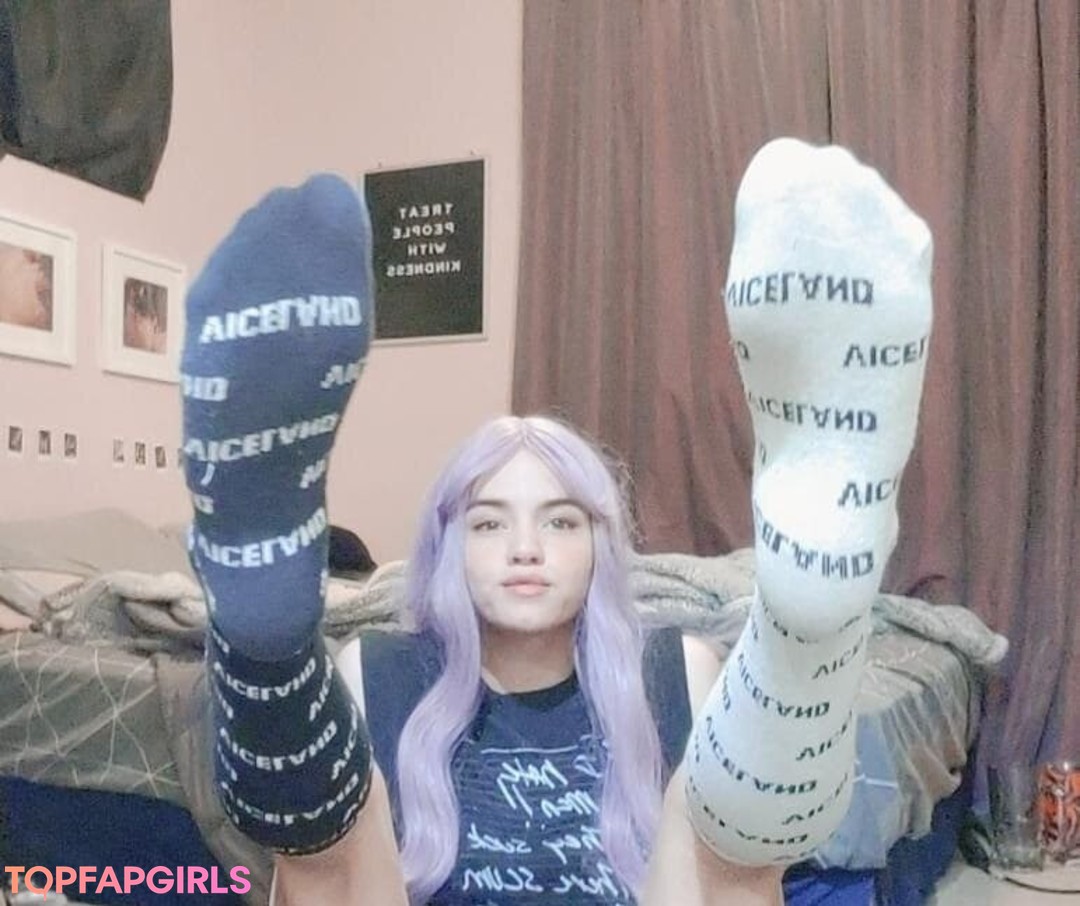 Naakte gelekte OnlyFans-foto van Achillesheelz #41 Naakte gelekte OnlyFans-foto van Achillesheelz #41