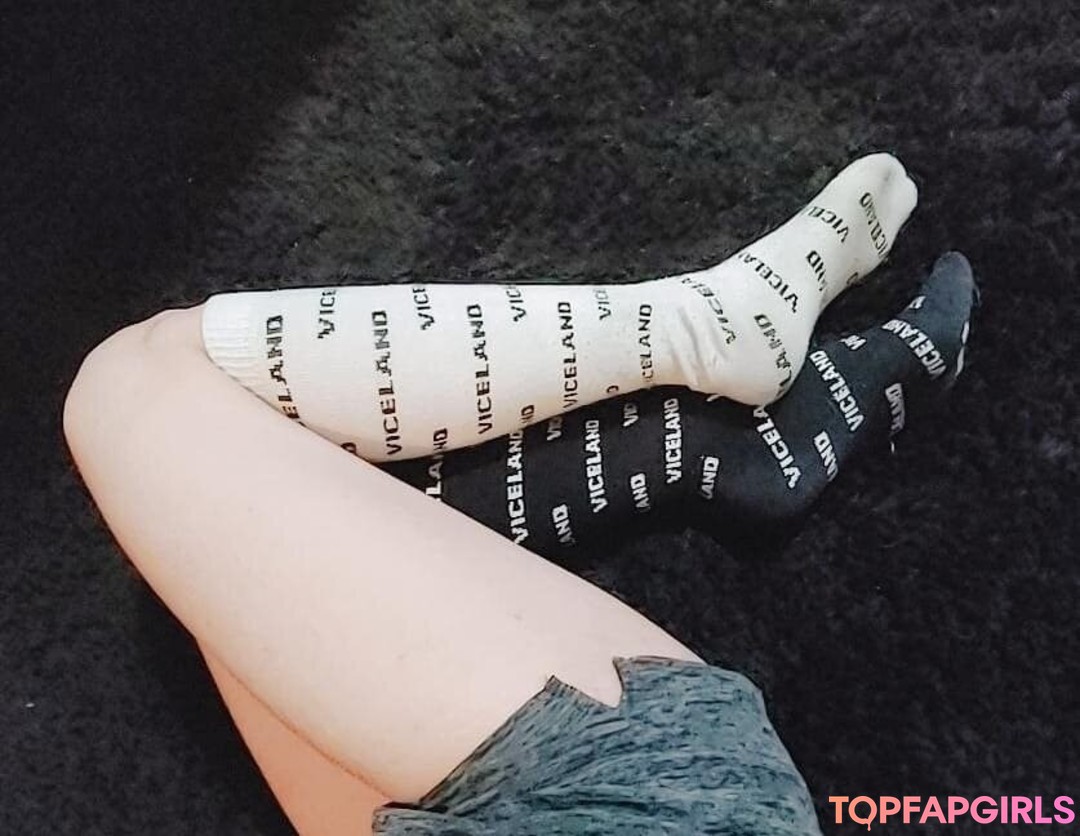 Naakte gelekte OnlyFans-foto van Achillesheelz #43 Naakte gelekte OnlyFans-foto van Achillesheelz #43