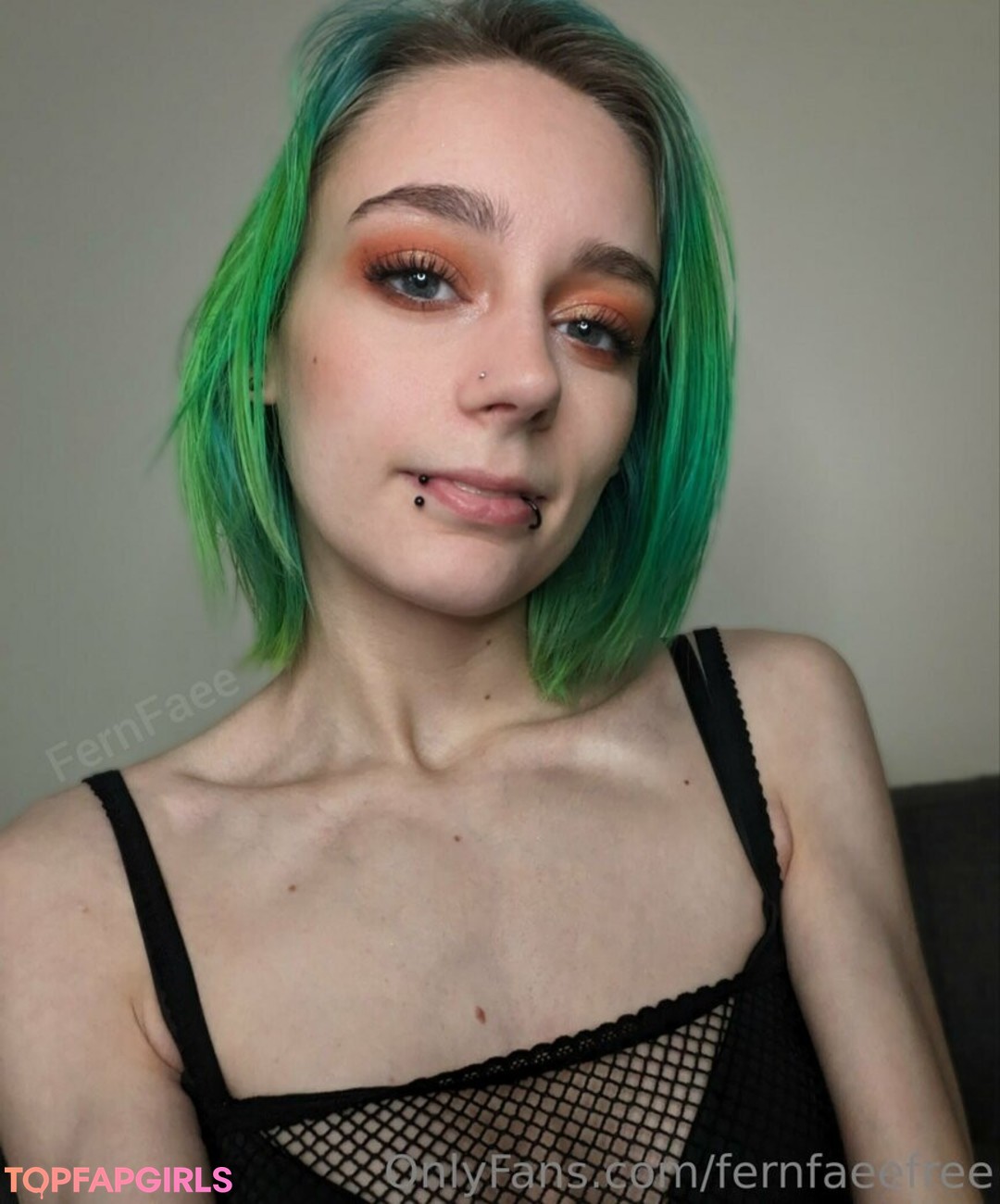 Naakte gelekte OnlyFans-foto van Fernfaeefree #98 Naakte gelekte OnlyFans-foto van Fernfaeefree #98