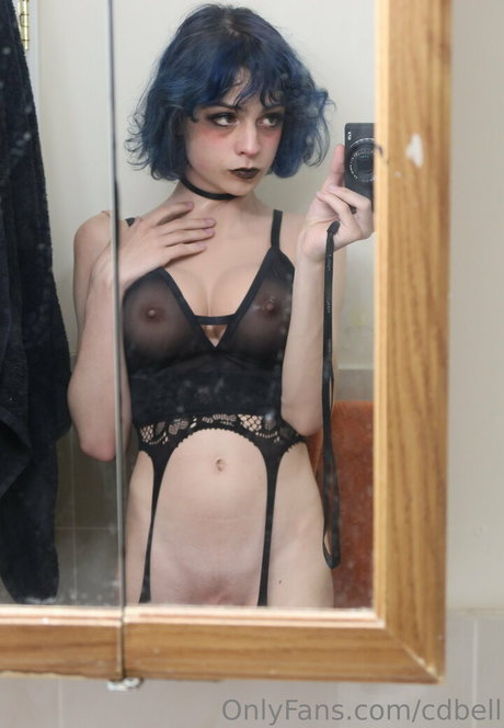 Naakte gelekte OnlyFans-foto van Cdbell