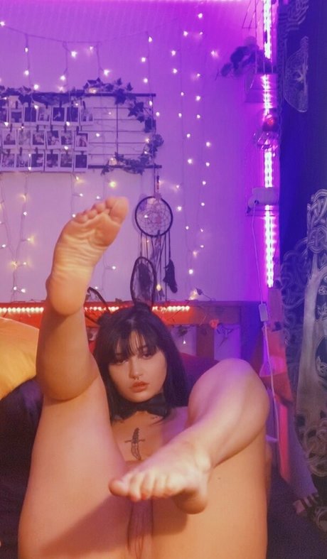 Naakte gelekte OnlyFans-foto van Xtrashxbabyx