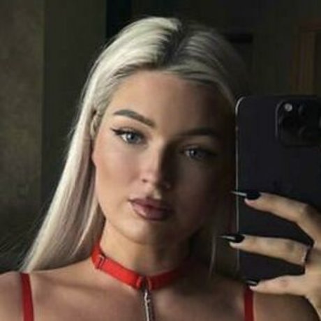 Naakte gelekte OnlyFans-foto van Anastasia Malysheva