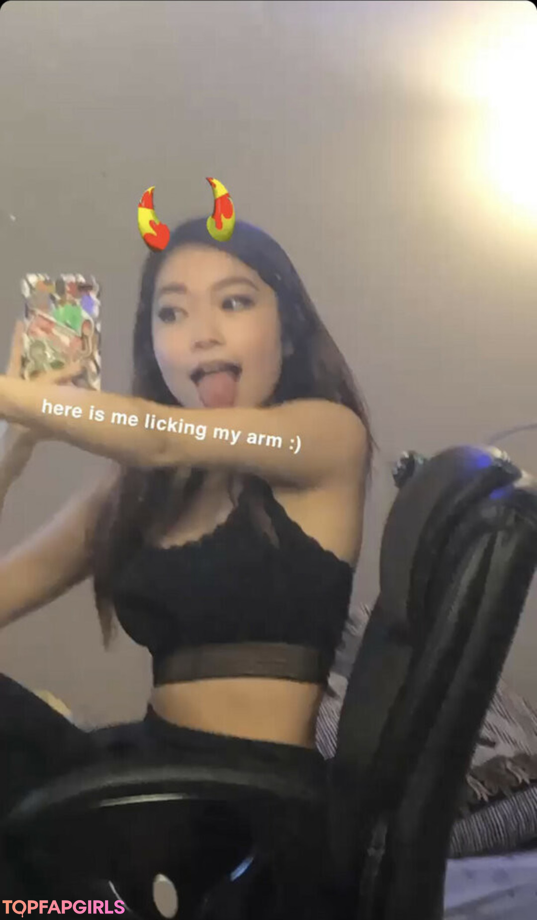 Naakte gelekte OnlyFans-foto van Fruitypoppin #203 Naakte gelekte OnlyFans-foto van Fruitypoppin #203