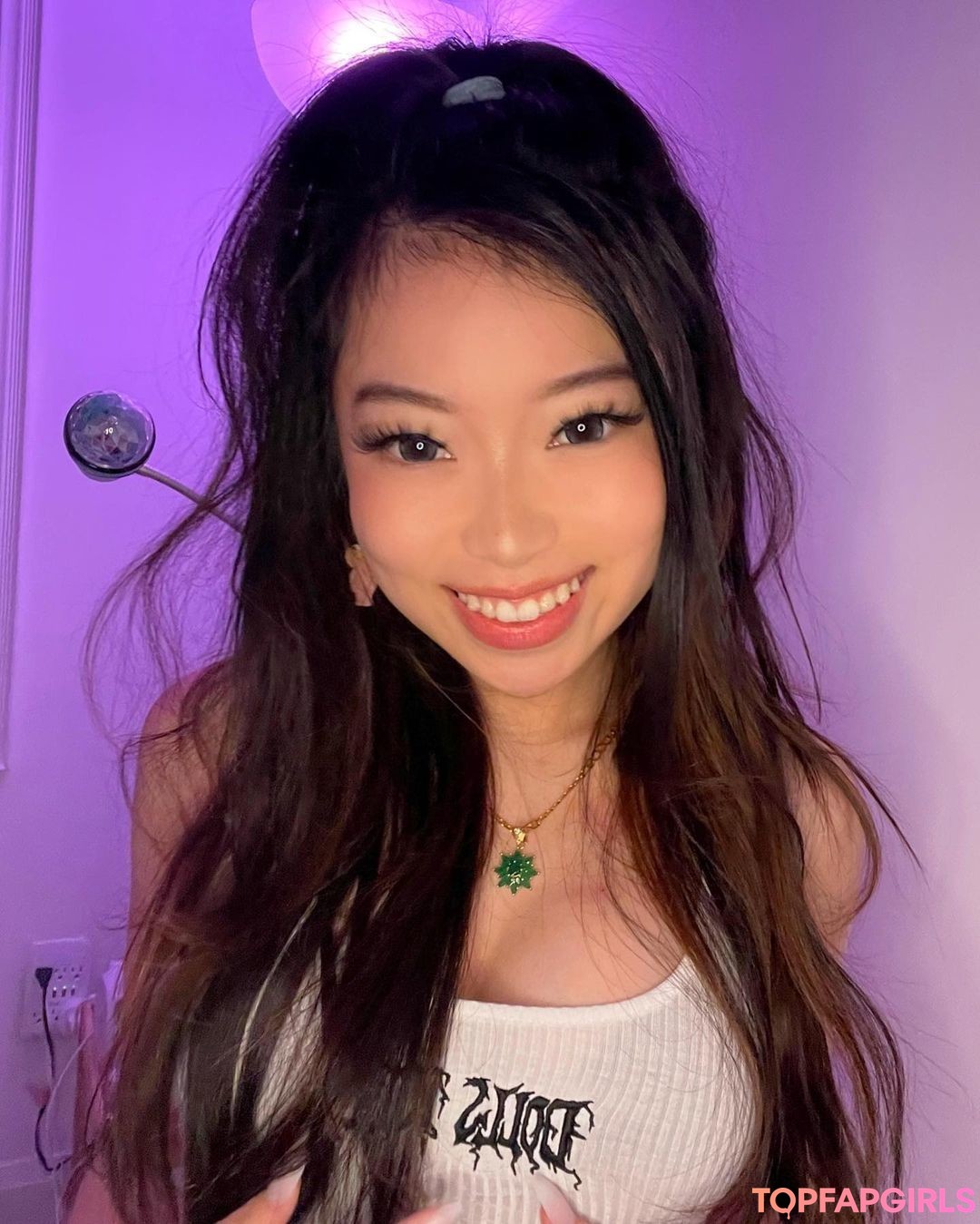 Naakte gelekte OnlyFans-foto van Fruitypoppin #305 Naakte gelekte OnlyFans-foto van Fruitypoppin #305