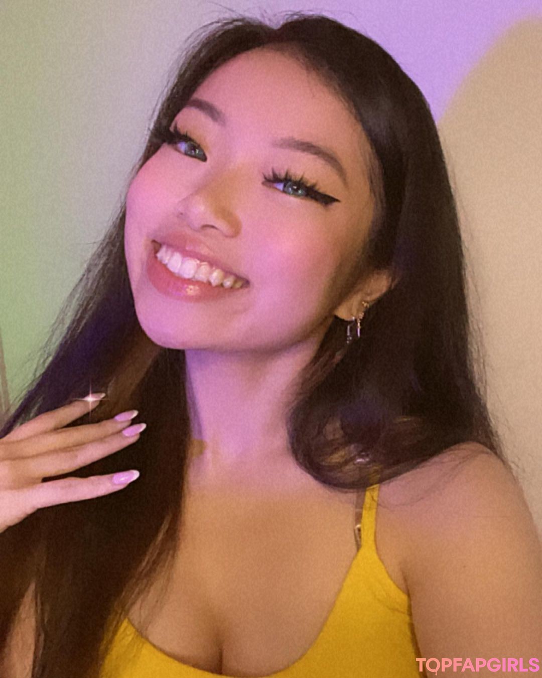 Naakte gelekte OnlyFans-foto van Fruitypoppin #307 Naakte gelekte OnlyFans-foto van Fruitypoppin #307