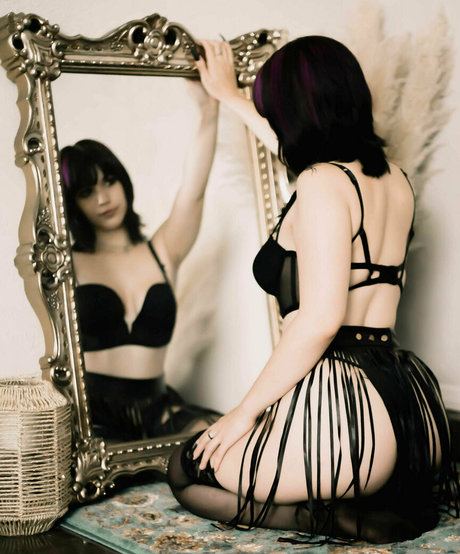 Naakte gelekte OnlyFans-foto van Hexbabe420