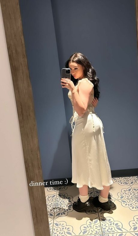Naakte gelekte OnlyFans-foto van Livbev