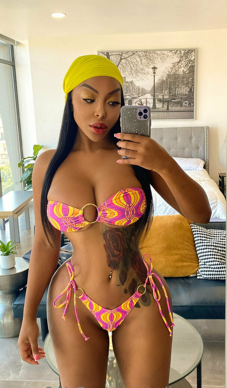 Erikayrose