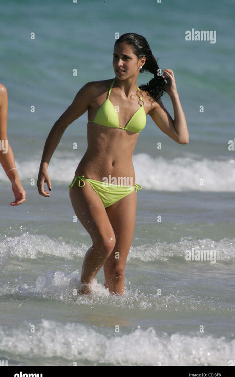 Naakte gelekte OnlyFans-foto van Maria Francisca Perello