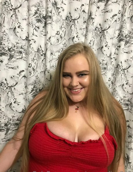 Naakte gelekte OnlyFans-foto van Princessolive742