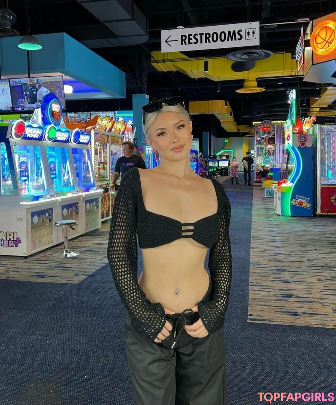 Naakte gelekte OnlyFans-foto van Linawinaly #46 Naakte gelekte OnlyFans-foto van Linawinaly #46