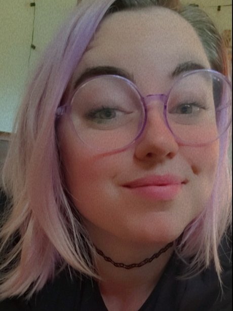 Naakte gelekte OnlyFans-foto van Olive2fuk