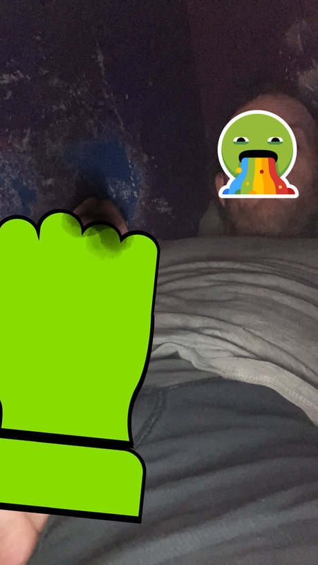 Naakte gelekte OnlyFans-foto van Ofmalecreator  Free