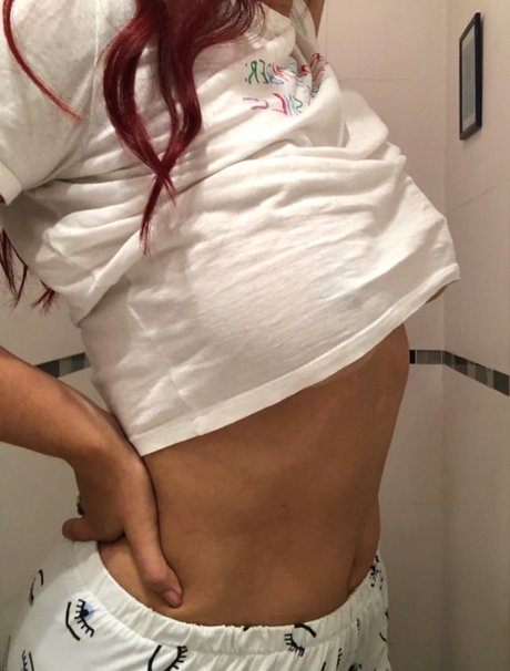 Naakte gelekte OnlyFans-foto van Latina Morena