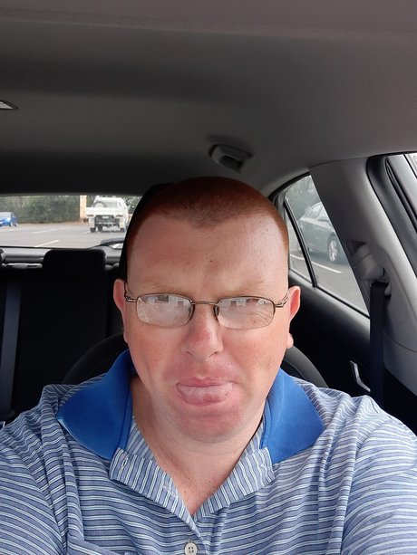 Naakte gelekte OnlyFans-foto van Nickward89
