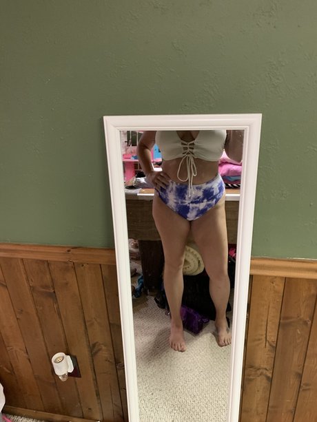 Naakte gelekte OnlyFans-foto van Kay