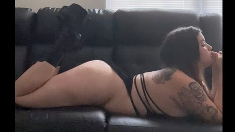 Naakte gelekte OnlyFans-foto van Nix