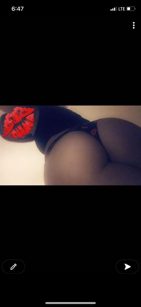 Naakte gelekte OnlyFans-foto van Nilla Vanillaa