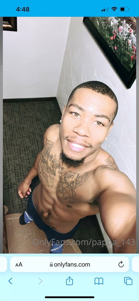 Naakte gelekte OnlyFans-foto van Pappa143