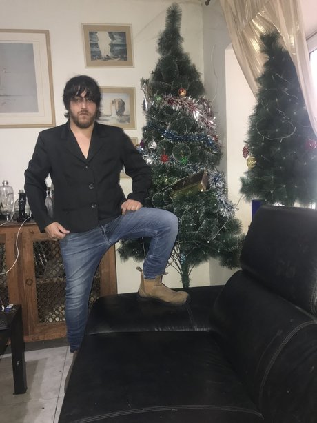 Naakte gelekte OnlyFans-foto van Or Alkalay