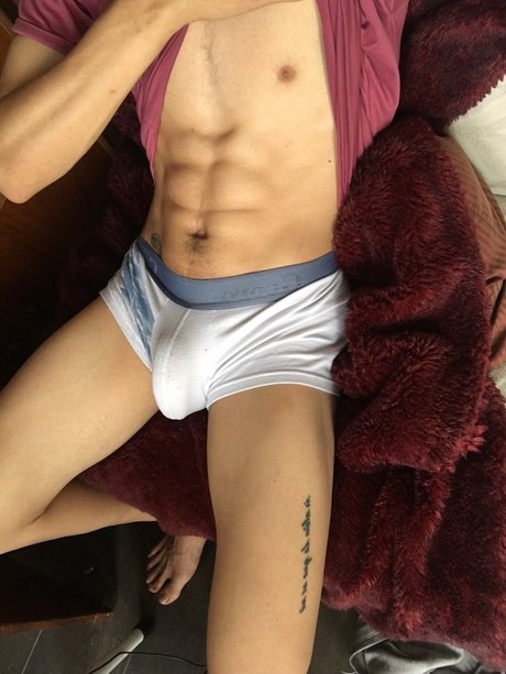 Naakte gelekte OnlyFans-foto van Sexybigboy 