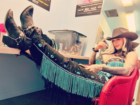 Naakte gelekte OnlyFans-foto van Playmateangel