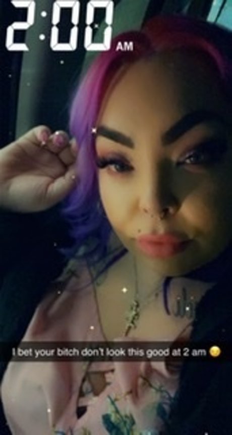 Naakte gelekte OnlyFans-foto van Pinkie