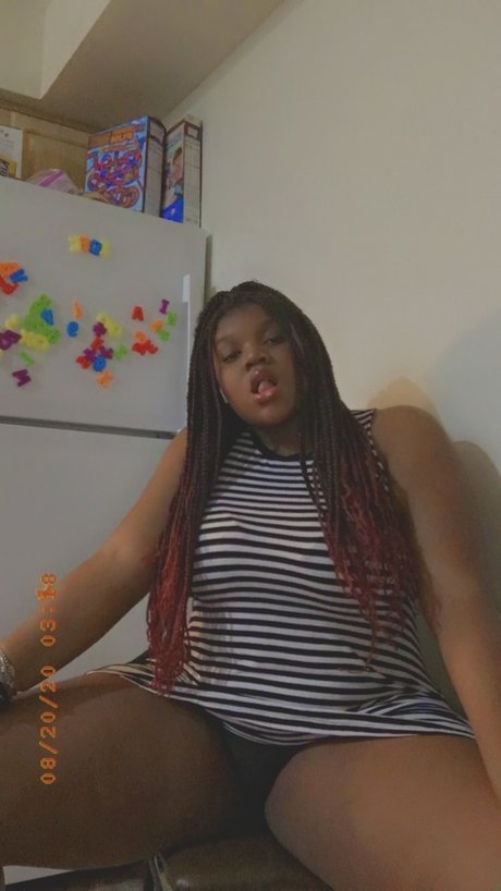 Naakte gelekte OnlyFans-foto van Nai