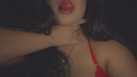 Naakte gelekte OnlyFans-foto van Queen Lovett